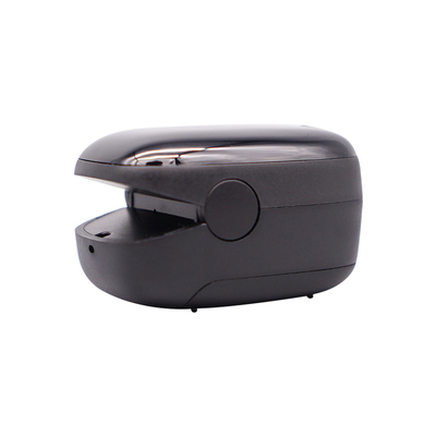 Hauptknopf-Maß des finger-Clip-Pulsoximeter-einer zeigen vier Farbe OLED an